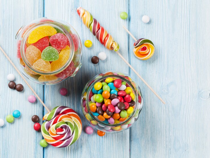 Süßigkeiten im Glas | © iStock/karandaev 