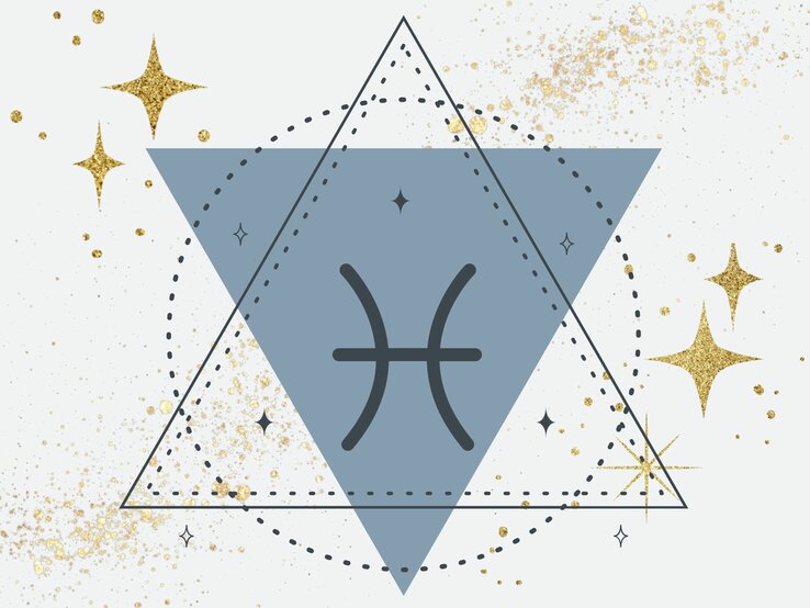 Das astrologische Symbol für das Sternzeichen Fische vor einem dunkelgrauen Dreieck, dessen Spitze nach unten zeigt, umgeben von goldenen Sternen. | © Keronyart's Images/ Be keronyart, Anastezia Luneva und Ourevent.id/ rntyass via Canva.com [M]