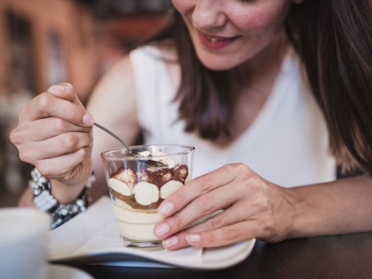 Lust-auf-Dessert-nach-Essen Obwohl Sie eigentlich satt sind, ist noch Platz für ein Dessert?