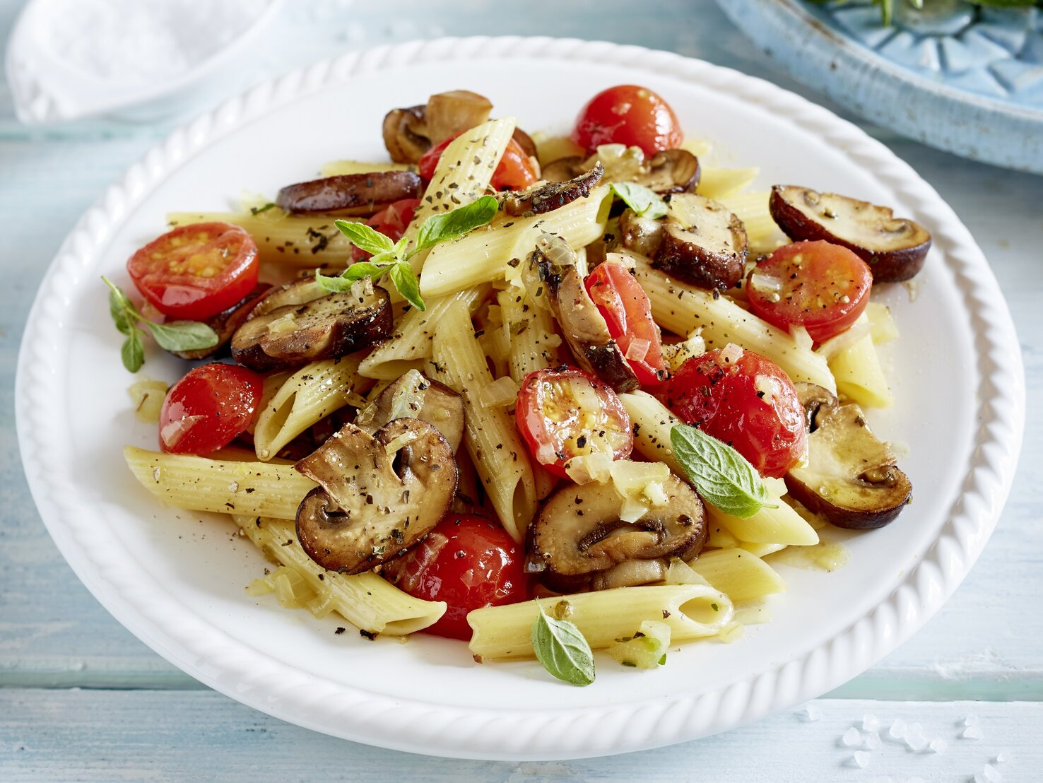 Pasta mit Pilzen &amp; Tomaten – aromatisch zwischen Sommer &amp; Herbst