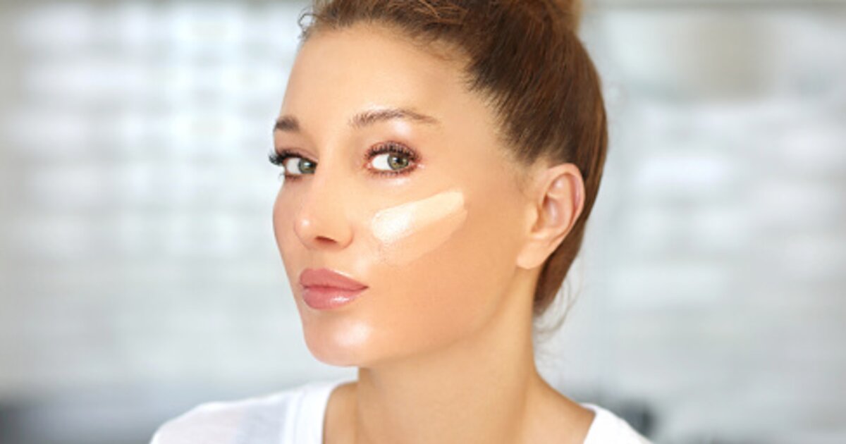 Gesicht schmaler schminken So einfach geht Contouring!