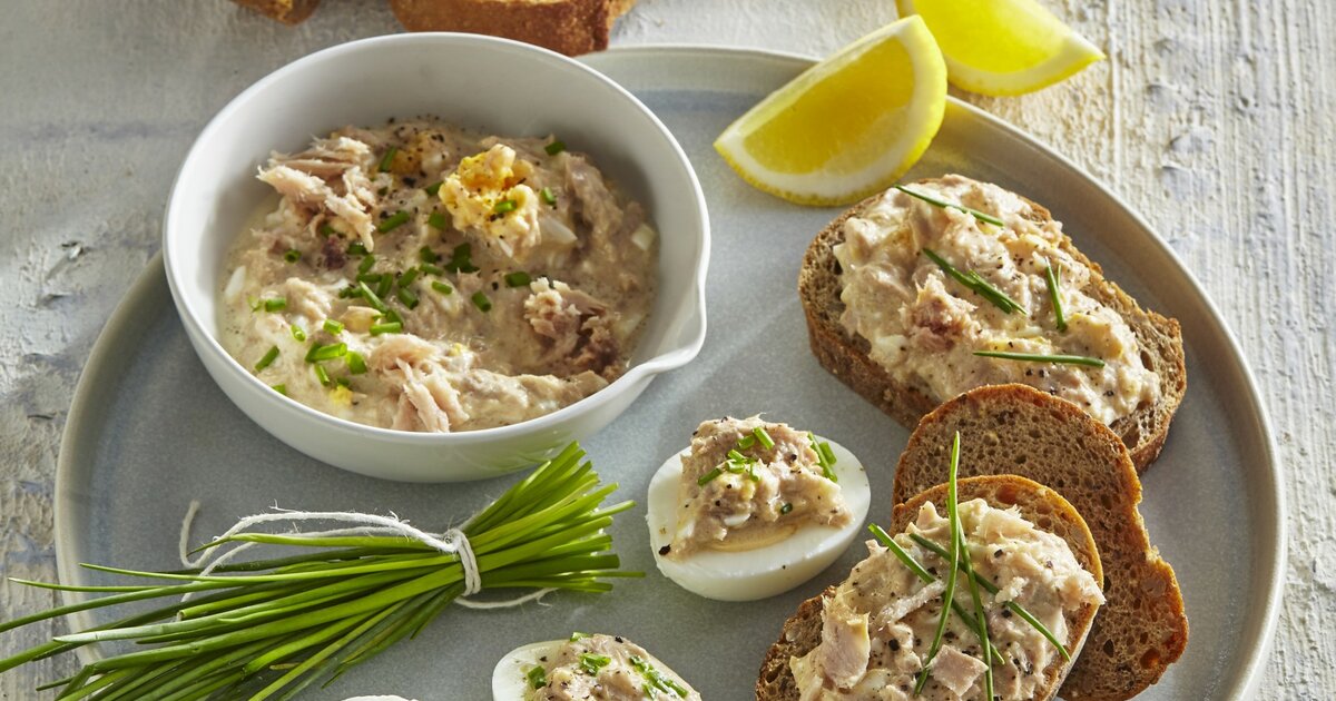 Thunfisch-Ei-Aufstrich mit Schnittlauch &amp; Zitrone: So gut!