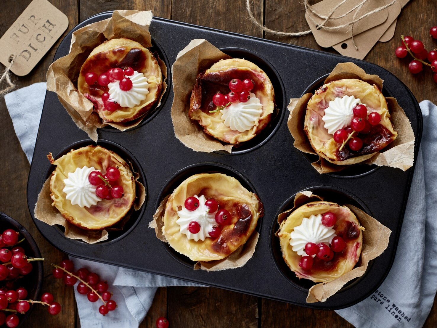 Johannisbeer-Mandel-Törtchen: Das süßeste Sommerrezept überhaupt