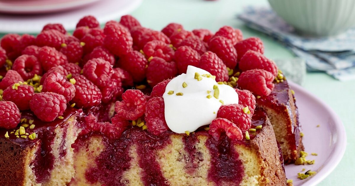 Himbeer-Zitrus-Kuchen mit Pistazien – so schmeckt der Sommer