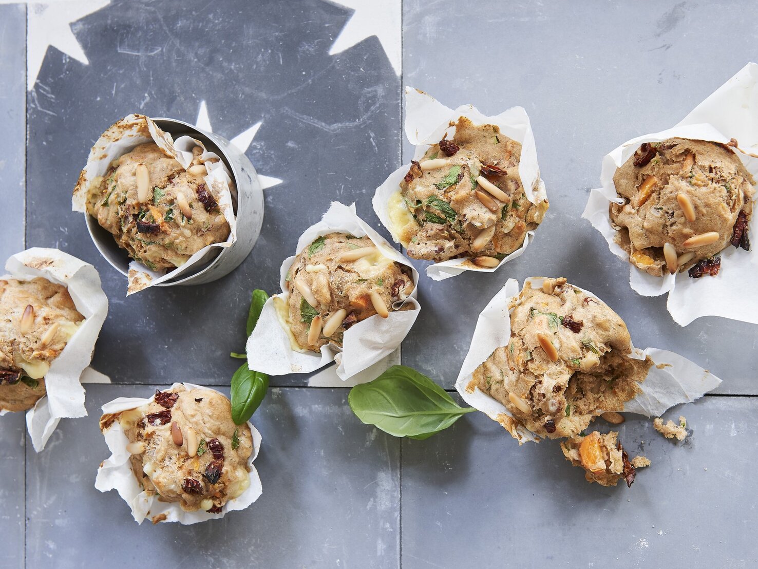 Vegetarische Gemüse-Pizza-Muffins: Köstlicher Hit beim Snacken