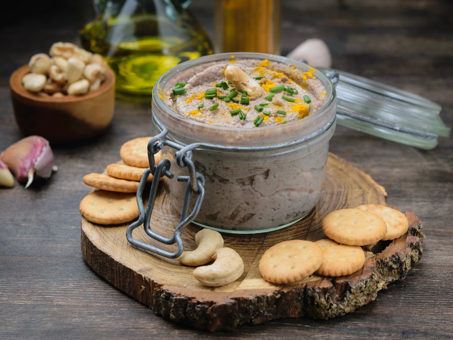 Cashew-Dressing mit Limettensaft: So einfach geht die cremige Salatsoße