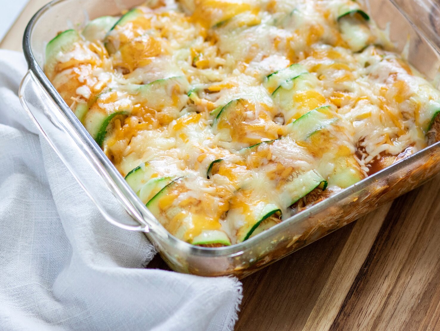 Statt Lasagne: Zucchini-Enchiladas überbacken mit Hack in Low-Carb Statt Lasagne: Zucchini-Enchiladas überbacken mit Hack in Low-Carb
