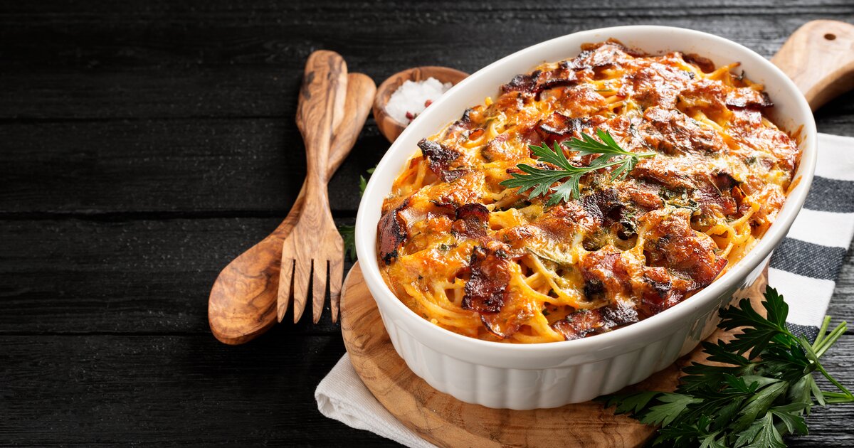 Hähnchen-Auflauf mit Spaghetti und ganz viel Käse: Blitzschnelles ...