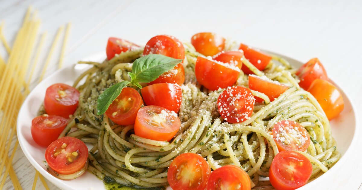 Spaghettisalat ohne Mayo? Besser schmeckt&amp;#39;s mit Pesto!