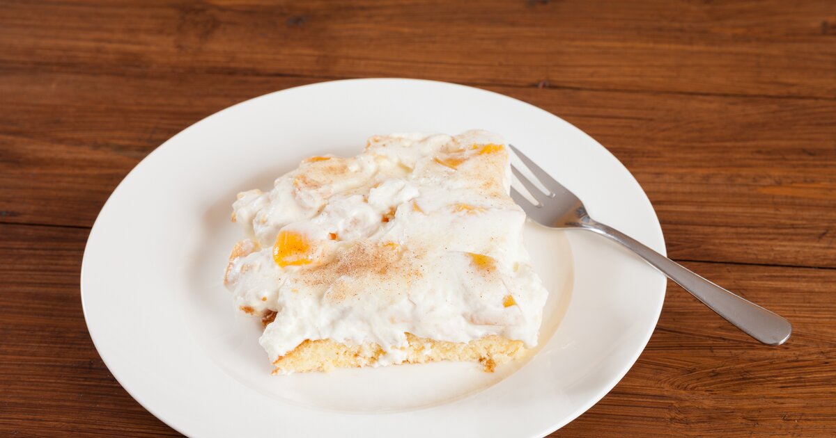 Fruchtiger Sommerkuchen: Pfirsich-Schmandkuchen vom Blech