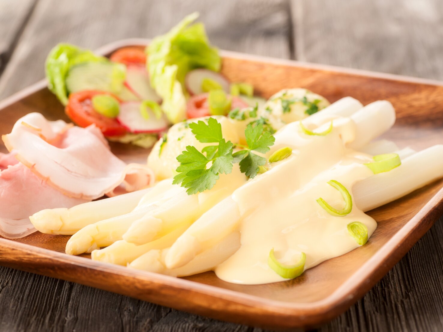 Sauce hollandaise: Light-Rezept für die schlanke Linie