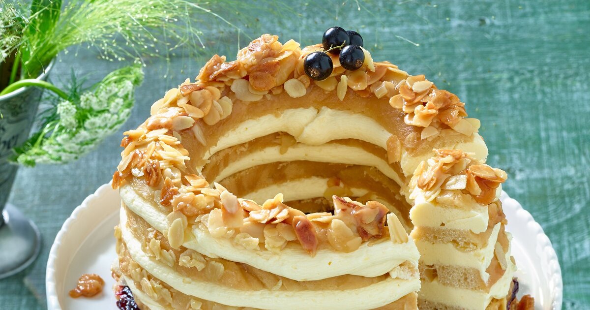 Vergiss den alten Bienenstich – dieser Kranz mit Johannisbeeren ist der Hit