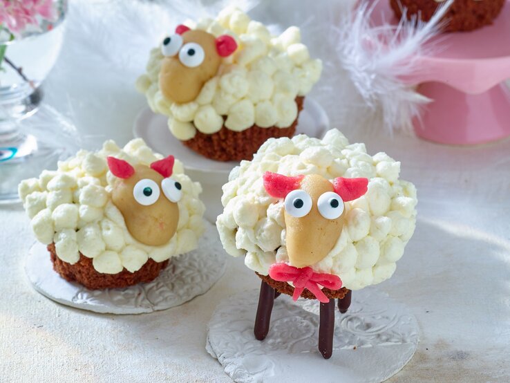 Muffins im Osterlämmchen-Look