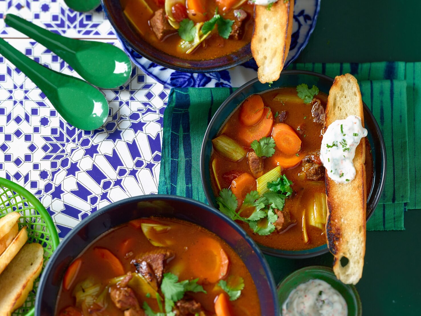 Gulaschsuppe: Orientalische Variante lecker würzig!