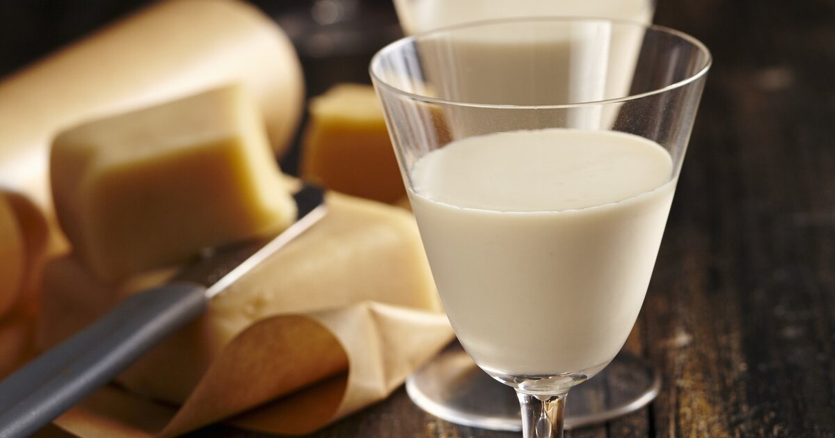 Marzipanlikör Rezept mit Sahne und Rum: einfach selber gemacht