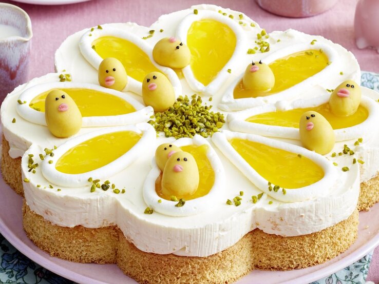 Sieht nicht nur hübsch aus, sondern passt auch dank Zitronenfrische perfekt in den Frühling!