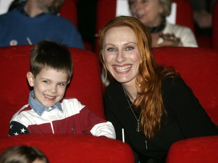 Andrea Sawatzki und Sohn Moritz | © Imago/stock&people imago0063772065h.jpg | © Imago/stock&people