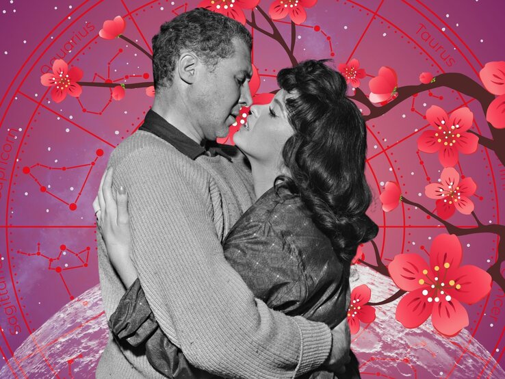 kw-21-liebeshoroskop-19-mai.jpg Schwarz-weißes Vintage-Foto eines sich innig umarmenden Paares vor einem rosafarben-violetten astrologischen Hintergrund mit Tierkreiszeichen und blühenden Kirschblüten – symbolisiert Liebe, Nähe und romantische Verbundenheit.“