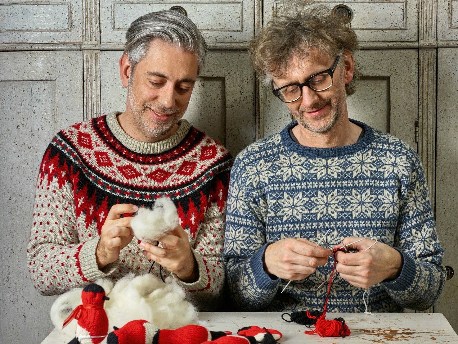 Stricken zu Ostern: Selbstgestrickte Vögel als Osterschmuck