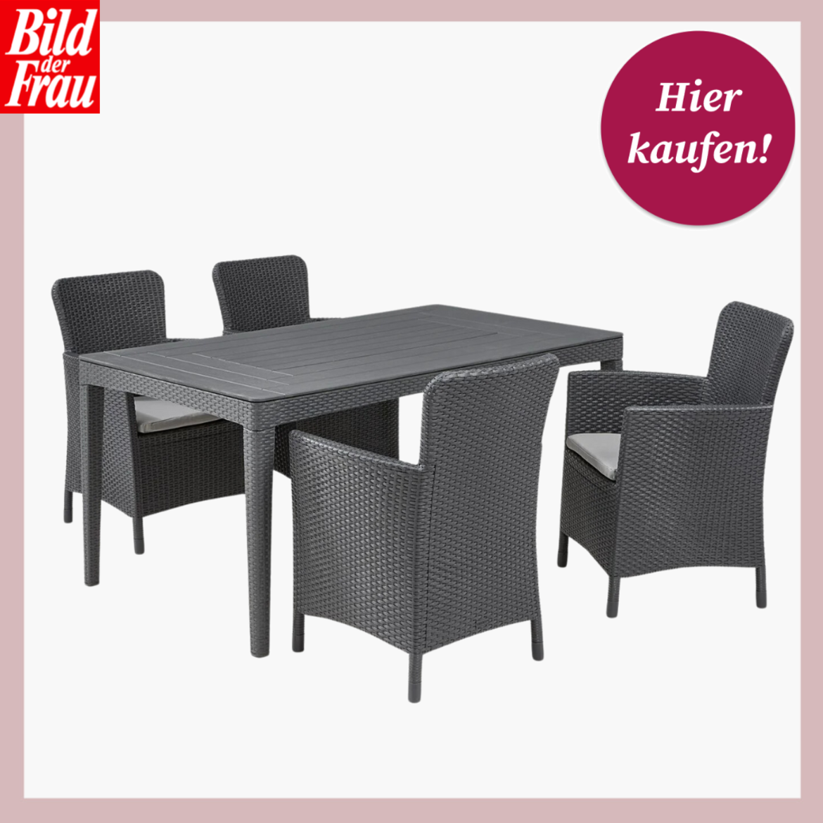 Anthrazitfarbene Rattan-Gartenmöbelgruppe mit einem Tisch und vier Stühlen auf hellem Untergrund. | © Lidl 