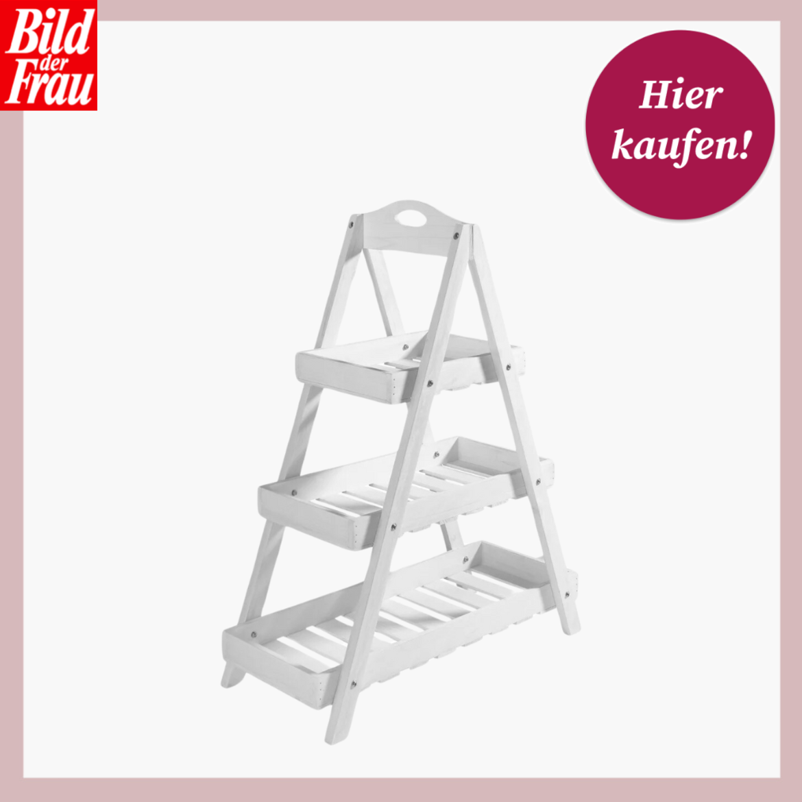 Weiße Pflanztreppe für Blumen aufgestellt vor neutralem Hintergrund, ideal für Zuhause. | © Lidl 